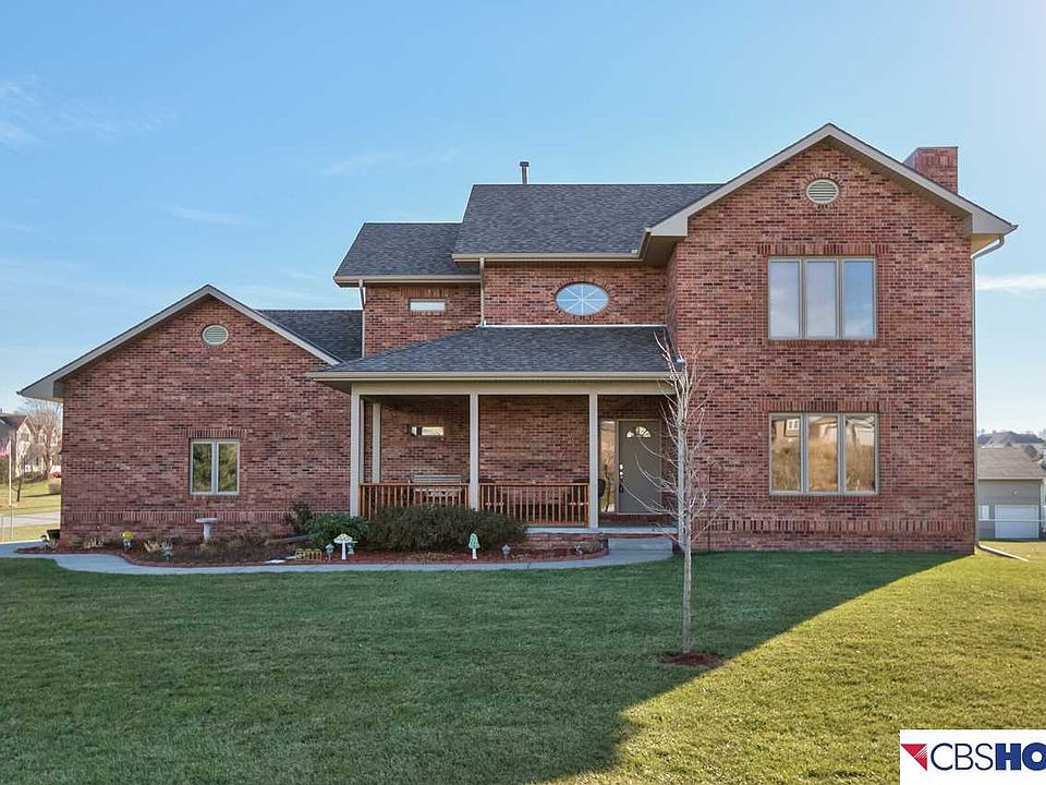 1st image of 11812 Lewison Ln
