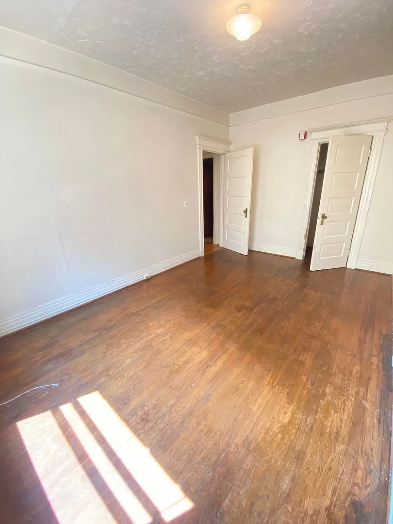 Bancroft Apartments — Photo 3