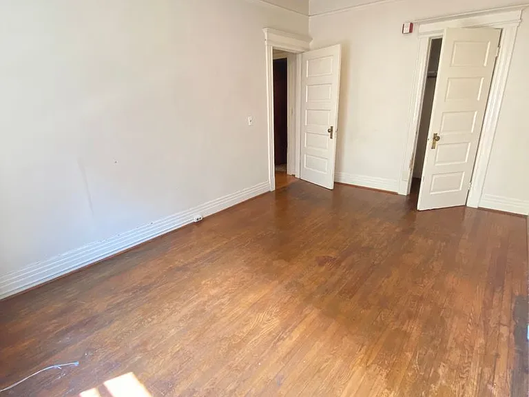 Bancroft Apartments — Photo 3