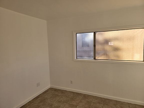 5th image of 1801 Tejon Dr