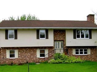 74 E Tecumseh Trl, Tiffin, OH 44883