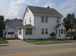 240 N Chestnut St, Platteville, WI 53818