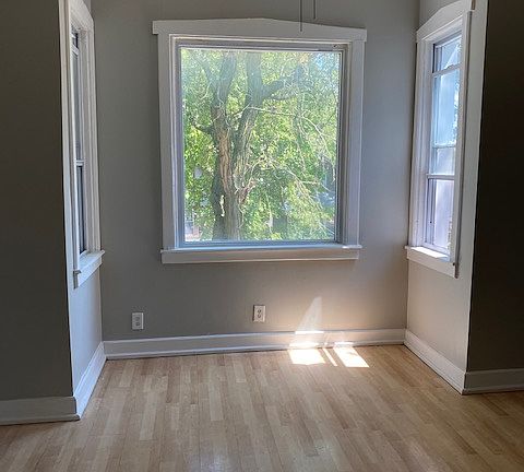 3rd image of 1820 N Albany Ave APT 2