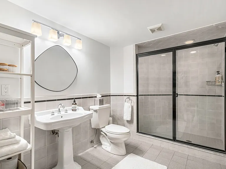 38 Three Mile Harbor Dr — Photo 15