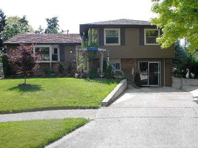 698 Edendale Ct photo 1