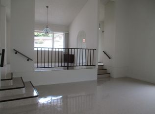 1638 Ala Makani Pl, Honolulu, HI 96819
