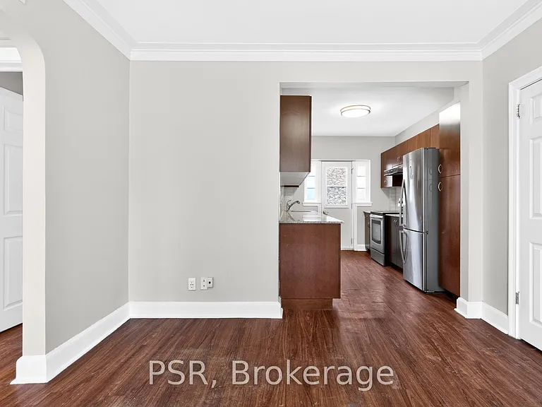 1325 Bayview Ave #L21 — Photo 11