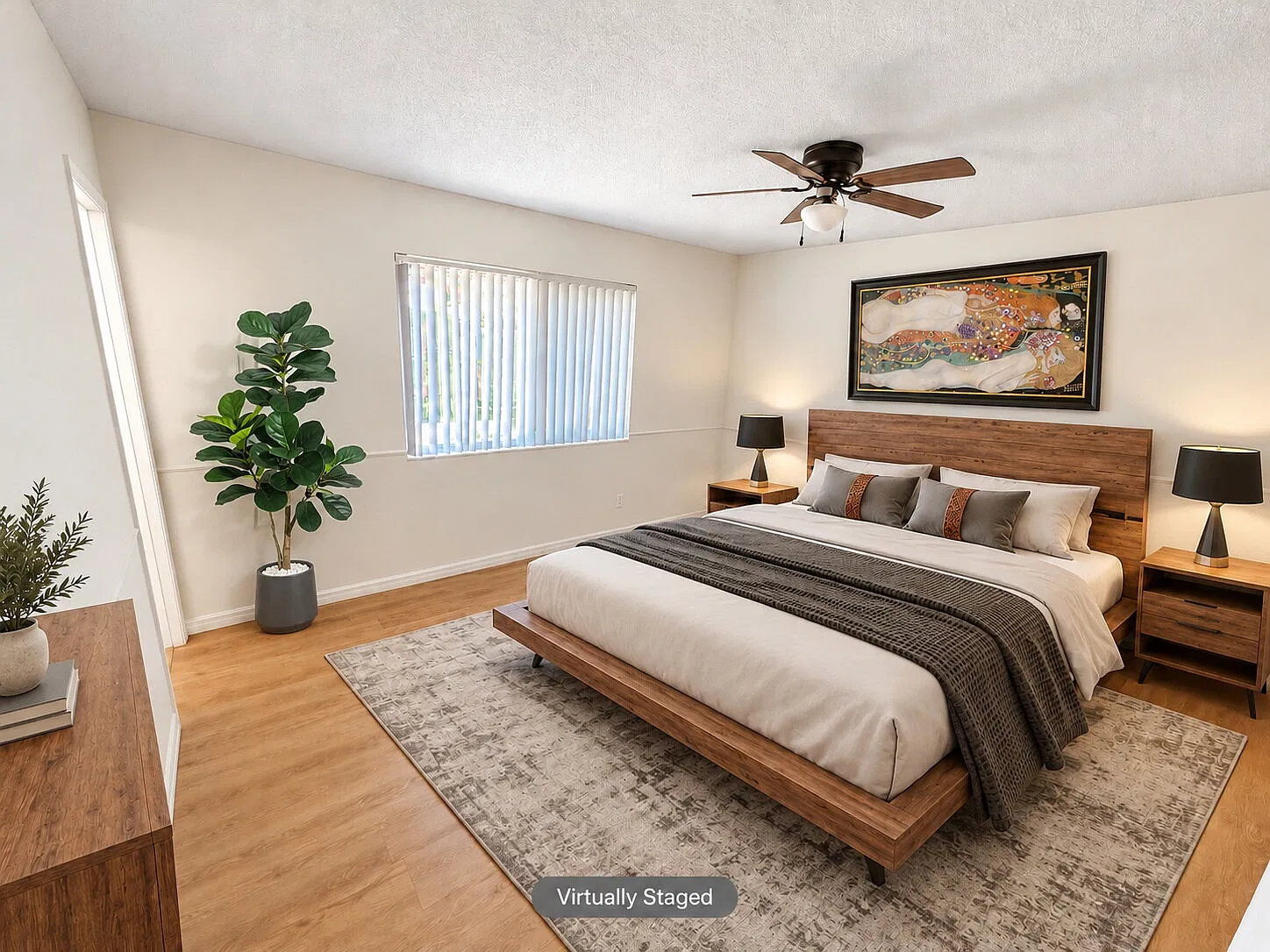 3 bed, 2.0 bath, 1140 sqft, $3,250 — Photo 3