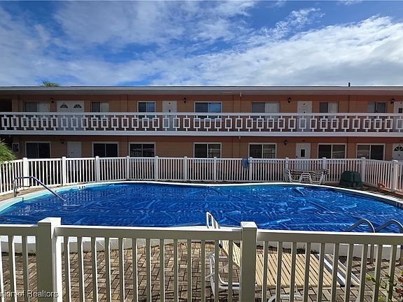 4th image of 2113 Lakeview Dr Unit 4-B