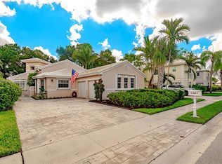 1261 Wilshire Cir E, Pembroke Pines, FL 33027