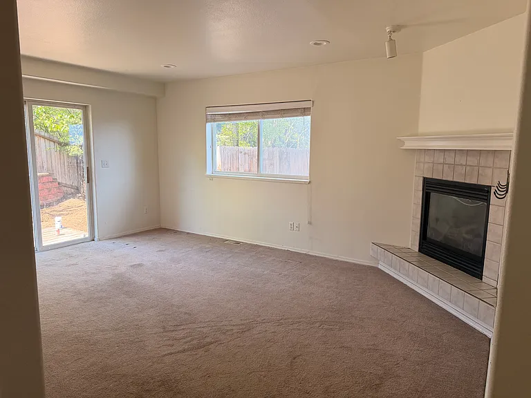 8904 Northwood Park Cir — Photo 4