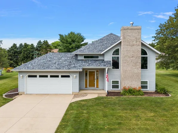 347 Independence Dr, Valparaiso, IN 46383