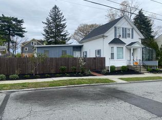 202 5th St, Providence, RI 02906