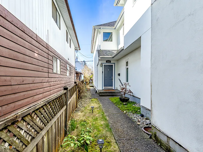 8443 Laurel St — Photo 21