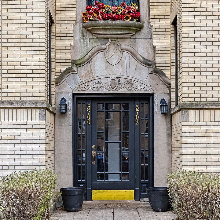 1st image of 5702 N Maplewood Ave #2