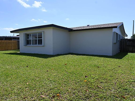 3rd image of 8411 NW 29th Street