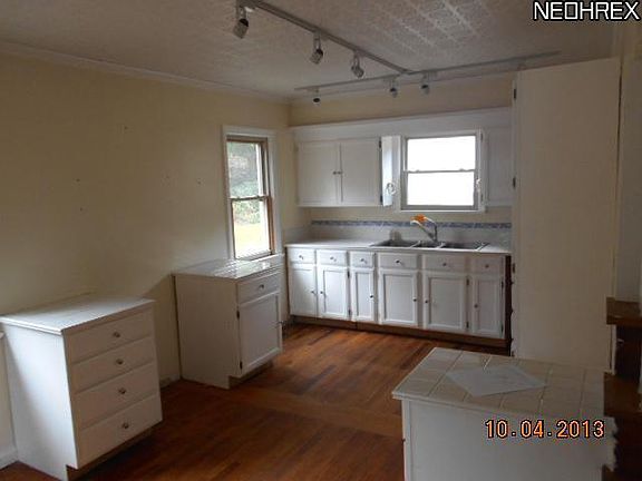 3rd image of 64 31st St NW