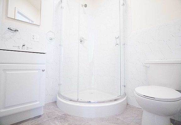 4th image of 91 Russell St APT 3R