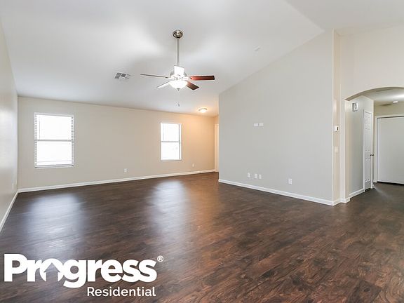 3rd image of 11902 W Maui Ln