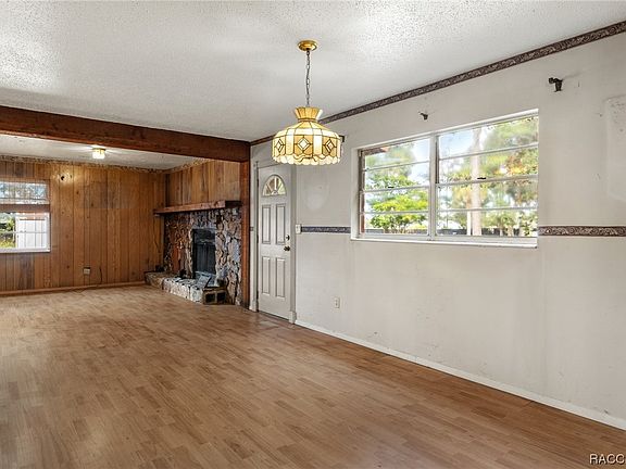 5th image of 9980 W Orchard St