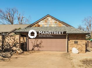 1625 Country Place Rd, Oklahoma City, OK 73131