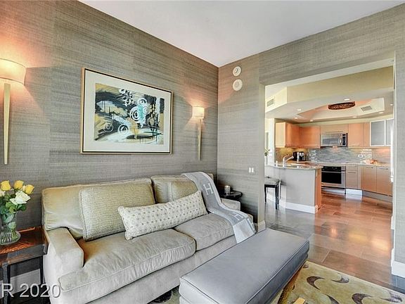 4th image of 322 Karen Ave Unit 3207