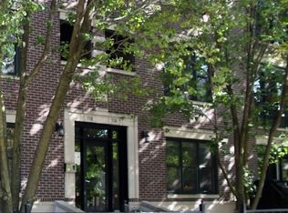 718 W Melrose St #4, Chicago, IL 60657