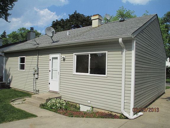 3rd image of 1638 Amy Ave