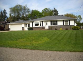 7456 Astronaut Ave, Jenison, MI 49428