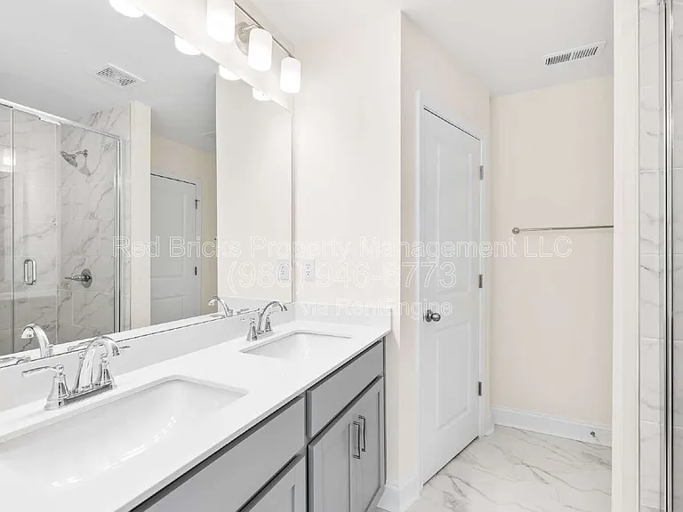 1528 Cedar Tree Dr — Photo 13