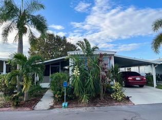 38 Flores Dr, Palmetto, FL 34221