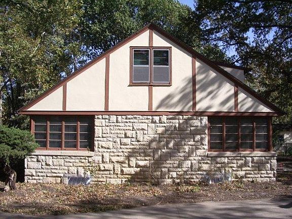 5th image of 705 Crestview Dr