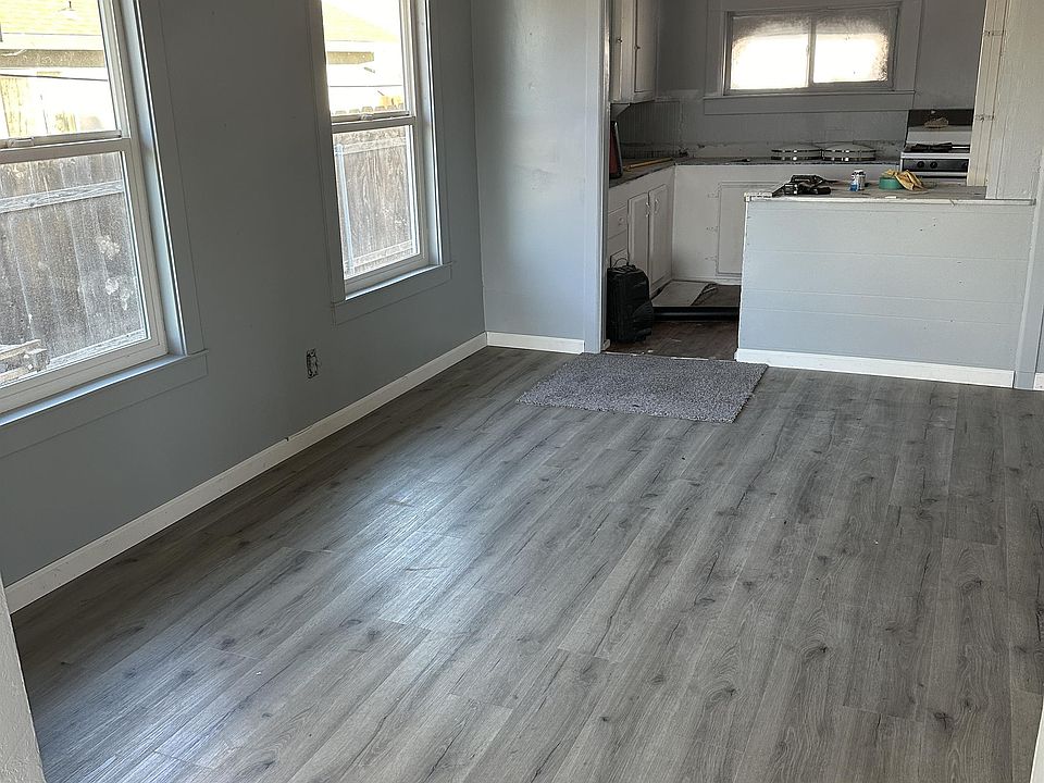 1st image of 214 Almond Ave