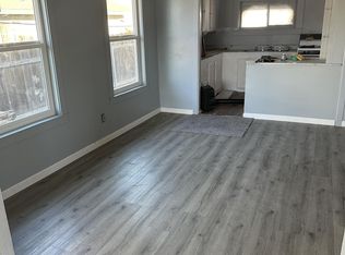 214 Almond Ave, Manteca, CA 95337