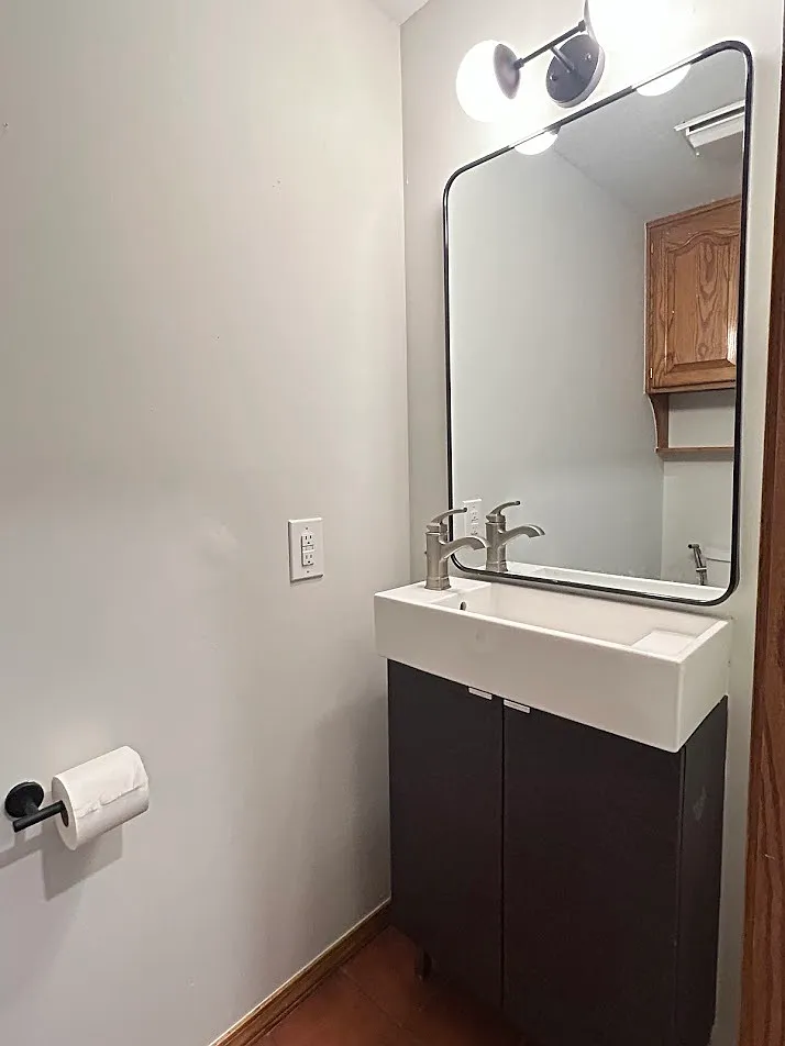3164 N. Katherine Avenue - 1 — Photo 3