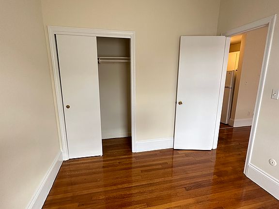 5th image of 1317 Commonwealth Ave #407