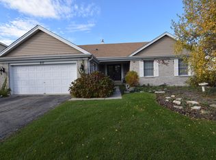 810 Westbury Dr, Algonquin, IL