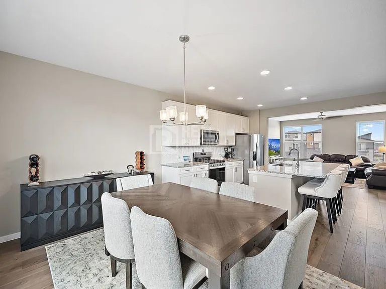2402 Pony Club Ln — Photo 4