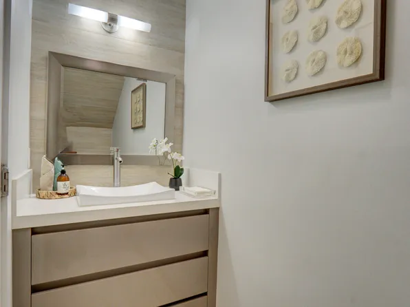 1035 Boca Cove Ln, Highland Beach, FL 33487