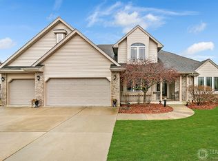 10313 82nd St, Pleasant Prairie, WI 53158