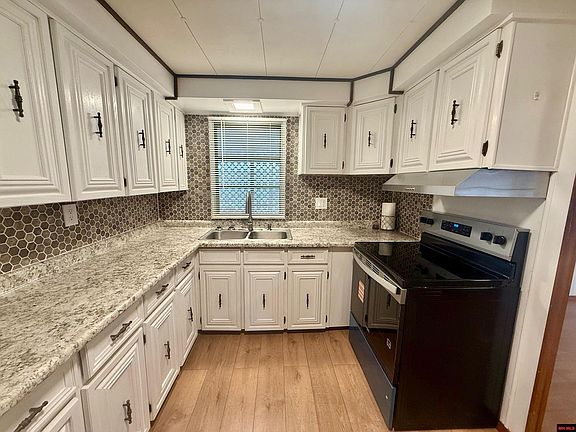 3rd image of 661-51 Nubbin Ridge Rd