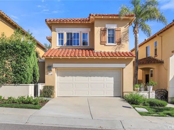 1175 Corte Riviera, Camarillo, CA 93010