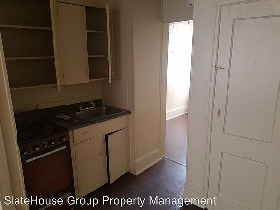 4th image of 30 S 13th St APT 1