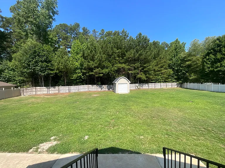404 Windover Dr — Photo 30