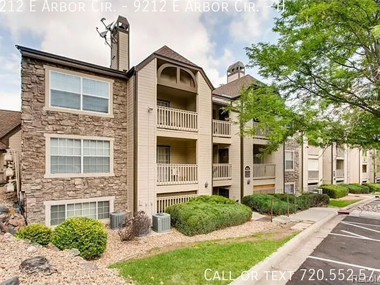 9212 E Arbor Cir #H — Photo 1