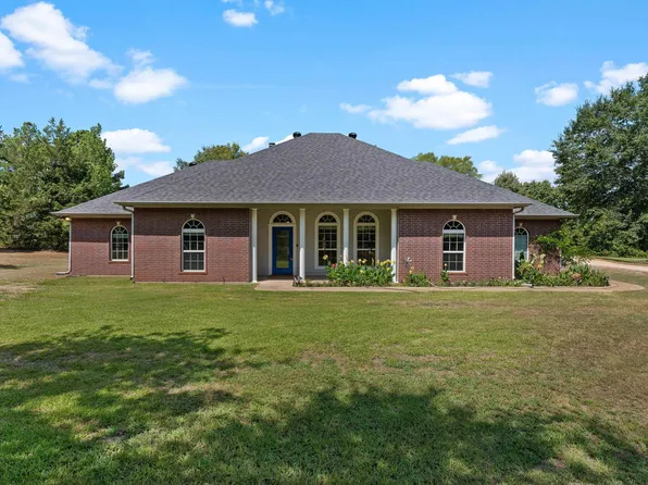 20322 County Road 373, Gladewater, TX 75647