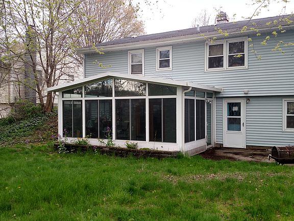 5th image of 5521 Madison Ave SE