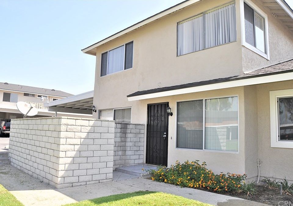 1st image of 1311 Parkside Dr