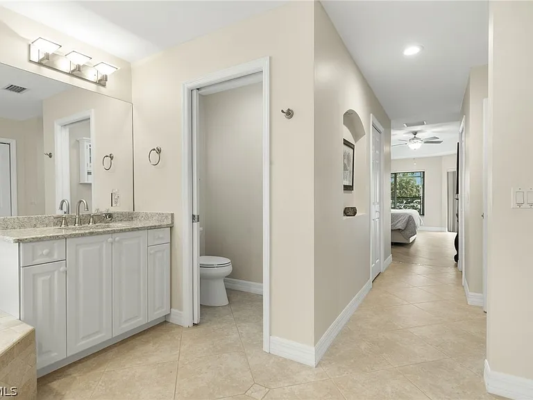 2013 SW 31st Ter — Photo 21