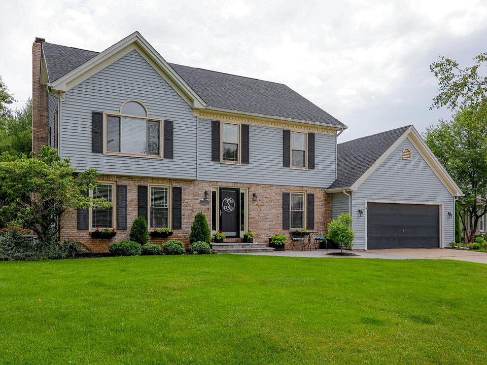 1st image of 7619 Muirfield Dr